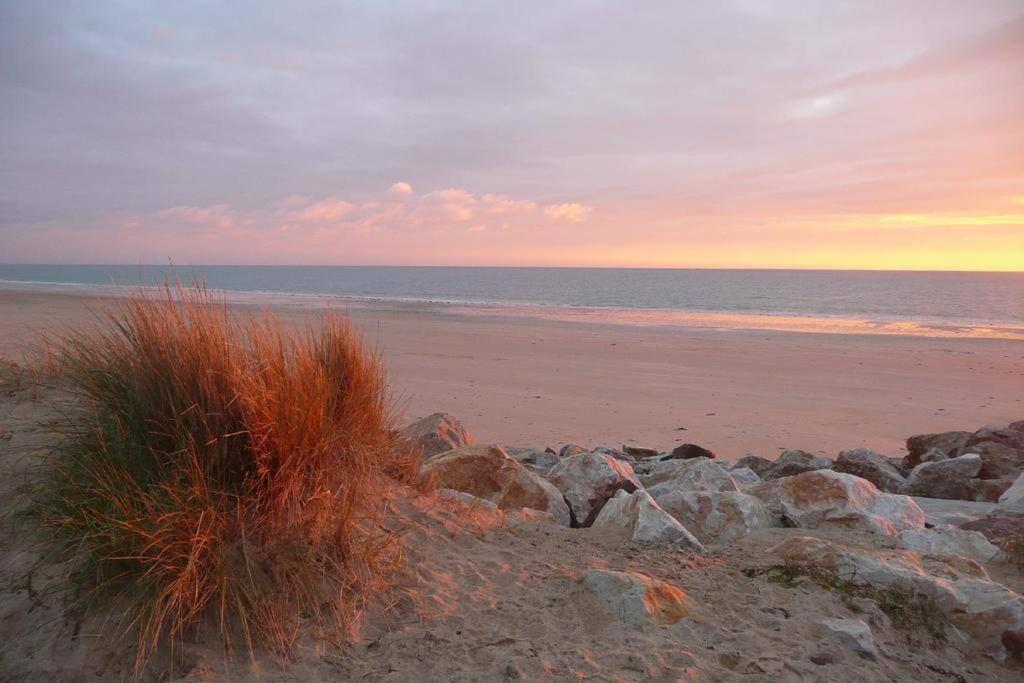 Gites Des Isles - Le Jersey Barneville-Carteret Ngoại thất bức ảnh
